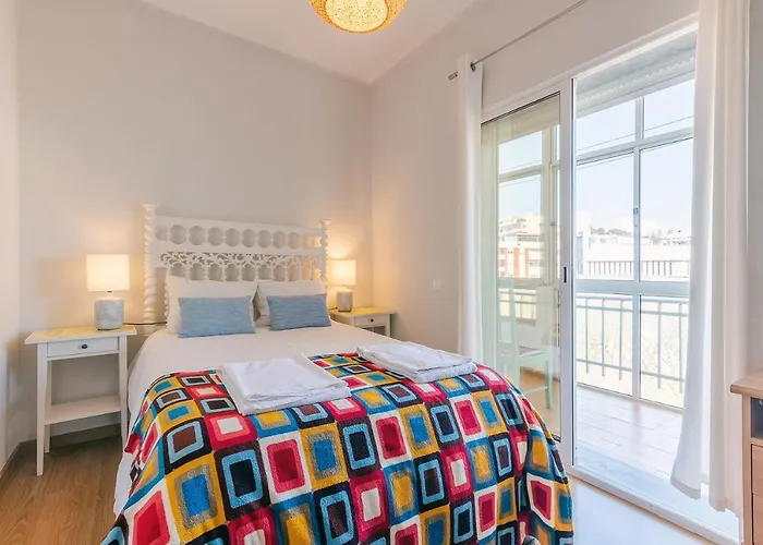 Paco De Arcos Apartment * Paço de Arcos